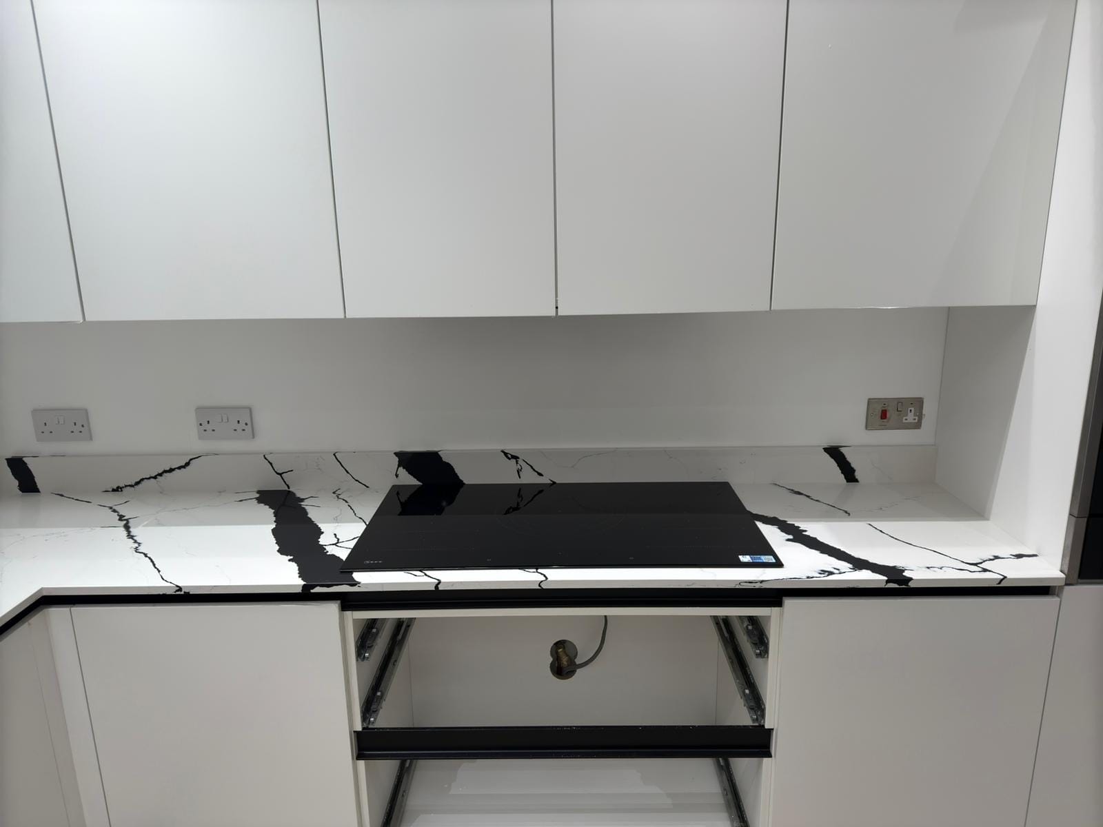 Infiniti Stone - Calacatta Noir - Image 11