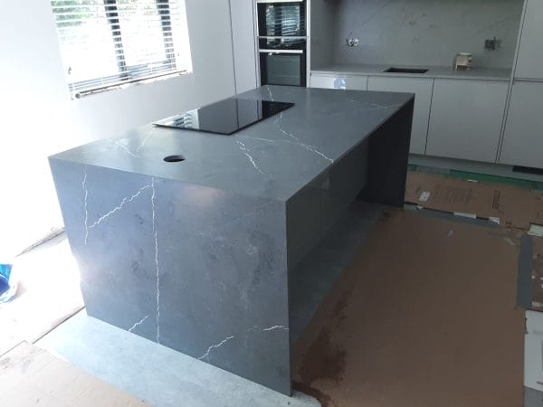 Infiniti Stone - Fume - Image 2
