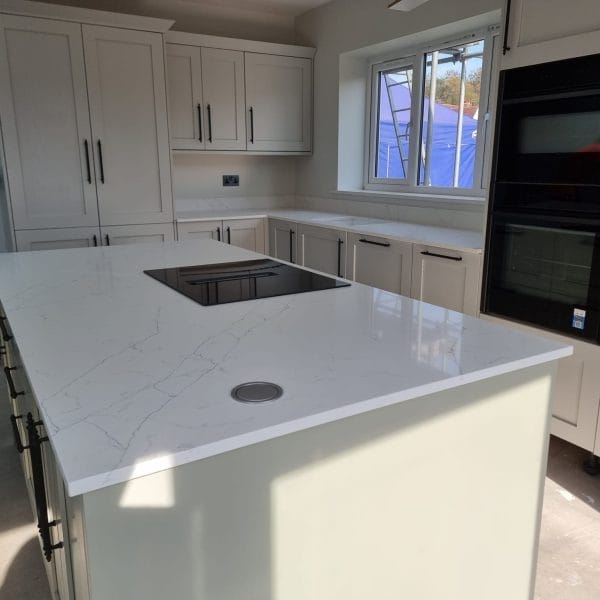 Infiniti Stone - Lincoln Quartz - Image 16